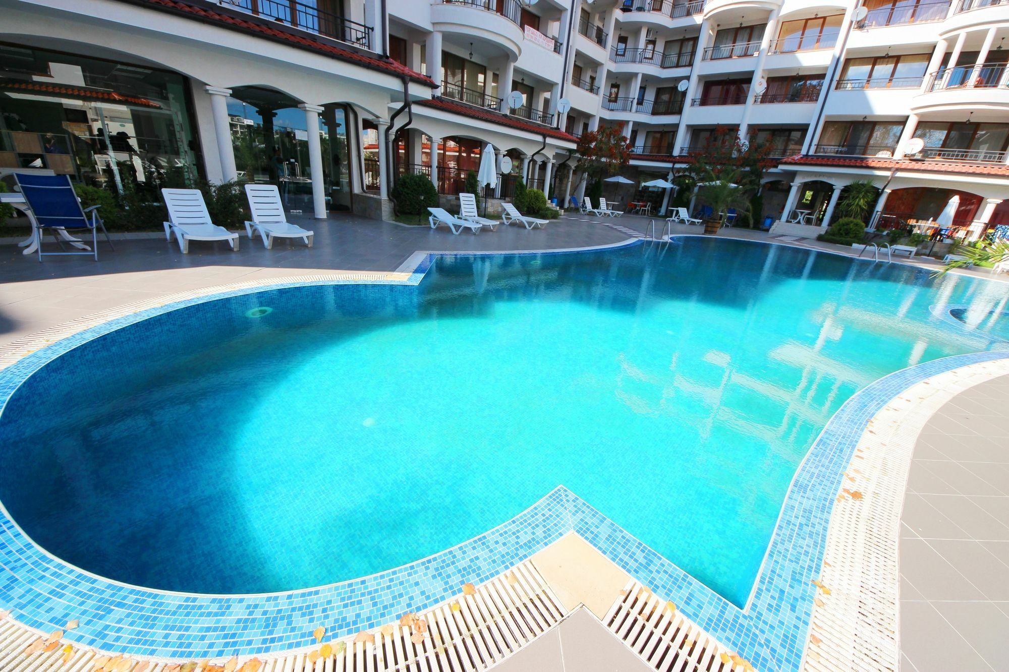 Menada Chateau Valon Apartment Солнечный берег Экстерьер фото